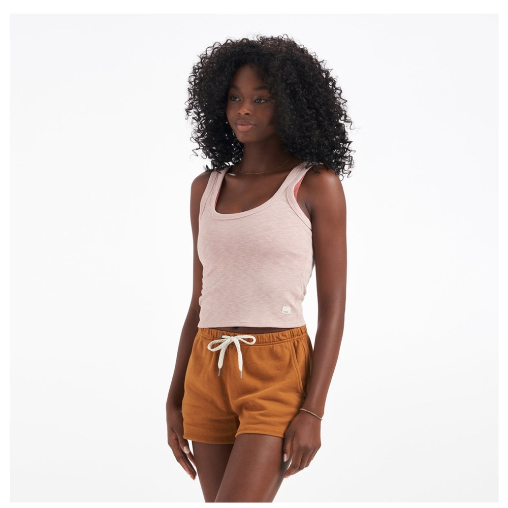 Vuori Sunrise Crop Tank in Dogwood Medium NWT